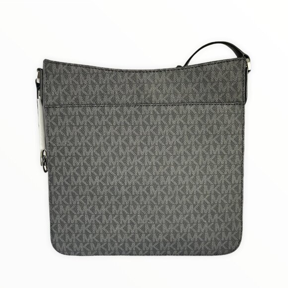 Michael Kors Jet Set Travel Black Crossbody bag